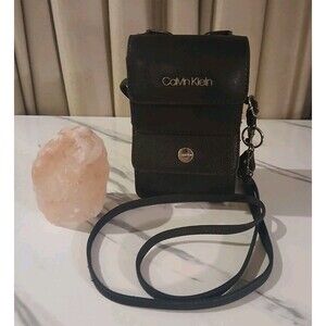 Calvin Klein Tonya Calf  Leather Unisex Crossbody Belt Bag Black